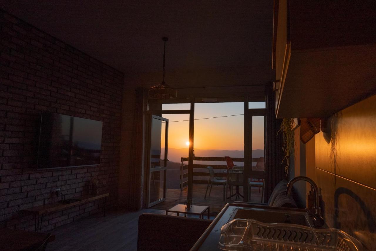 Sunset B&B Ein Kinya Экстерьер фото
